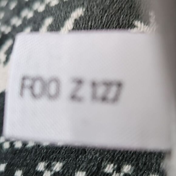 IZOD Men’s XLT Tall Button Down Shirt | 100% Cotton Gray Cream Plaid Long Sleeve - Picture 9 of 10